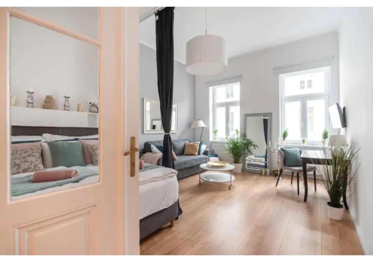 Luxurious And Bright, 5 Min To City Center Apartment เวียนนา ภายนอก รูปภาพ
