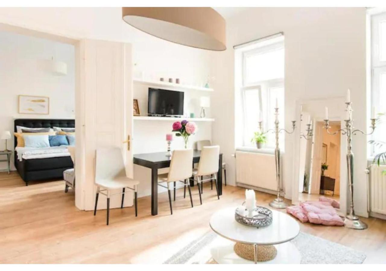 Luxurious And Bright, 5 Min To City Center Apartment เวียนนา ภายนอก รูปภาพ