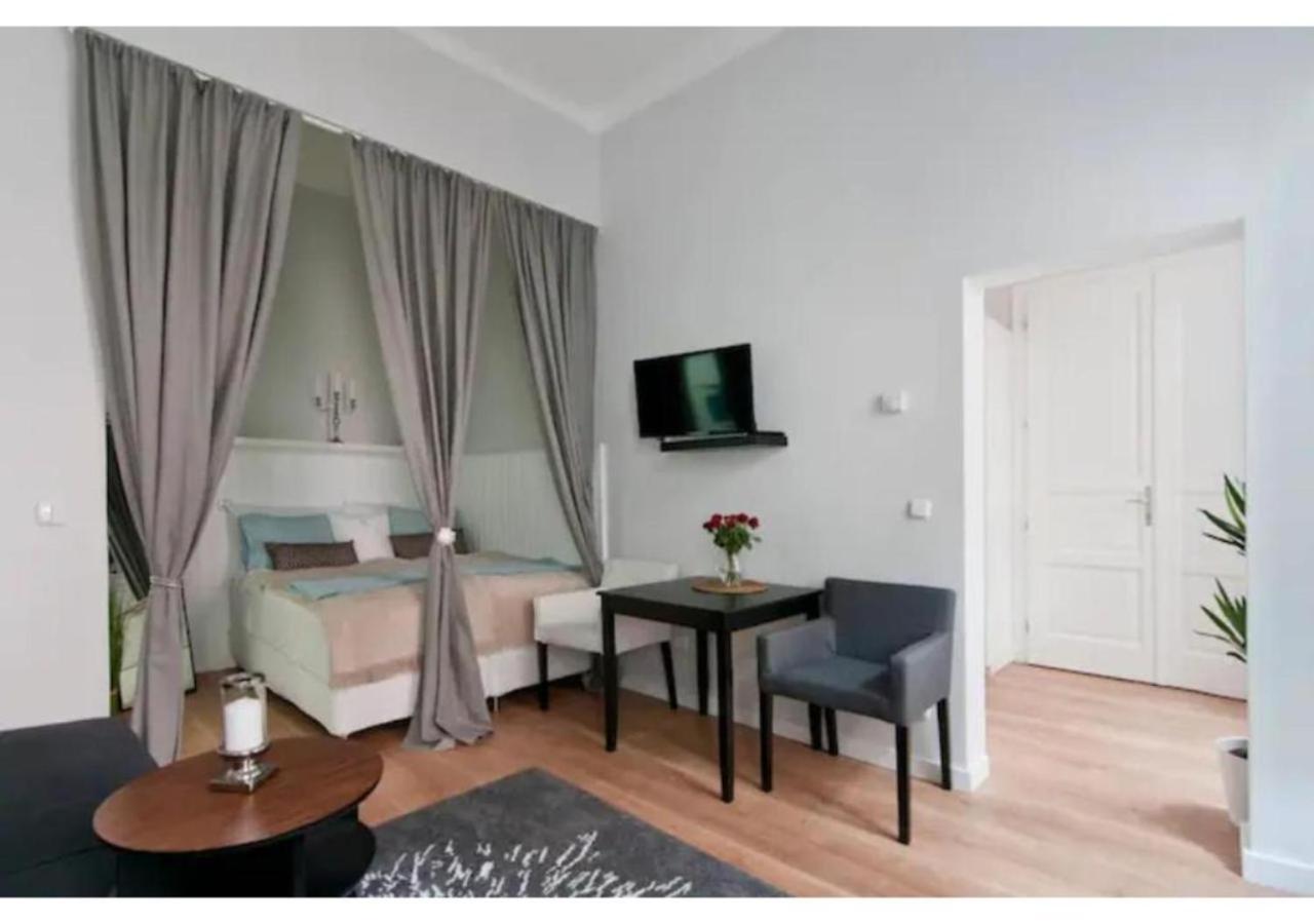 Luxurious And Bright, 5 Min To City Center Apartment เวียนนา ภายนอก รูปภาพ