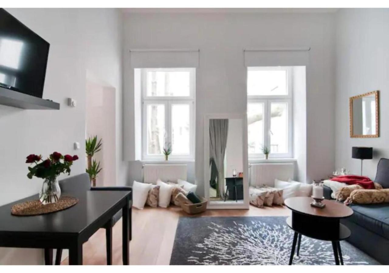 Luxurious And Bright, 5 Min To City Center Apartment เวียนนา ภายนอก รูปภาพ