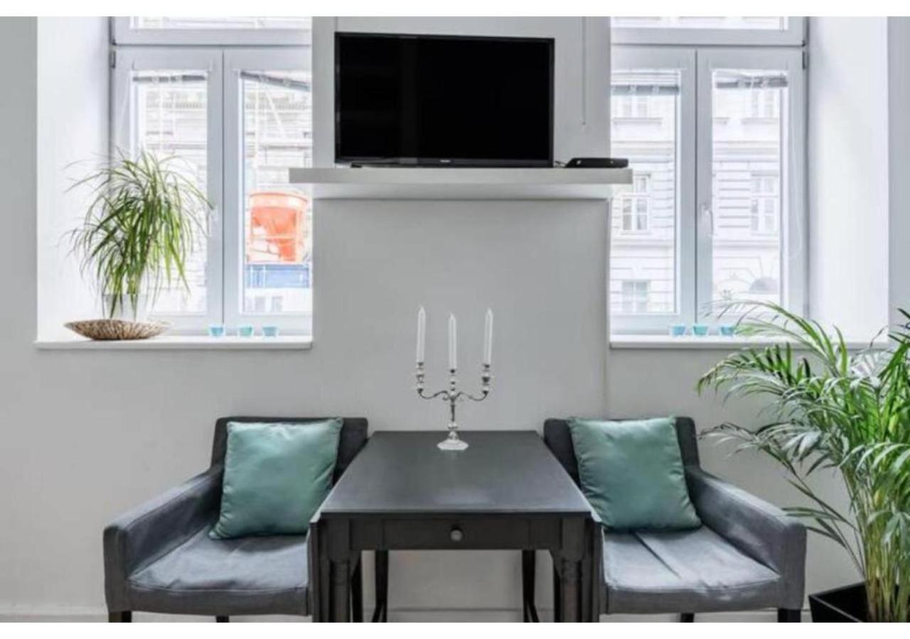 Luxurious And Bright, 5 Min To City Center Apartment เวียนนา ภายนอก รูปภาพ